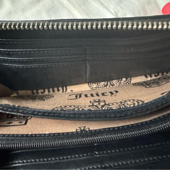 Juicy Couture Continental Wallet - Picture 5 of 5
